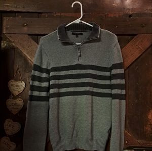 Tahari mens sweater size medium